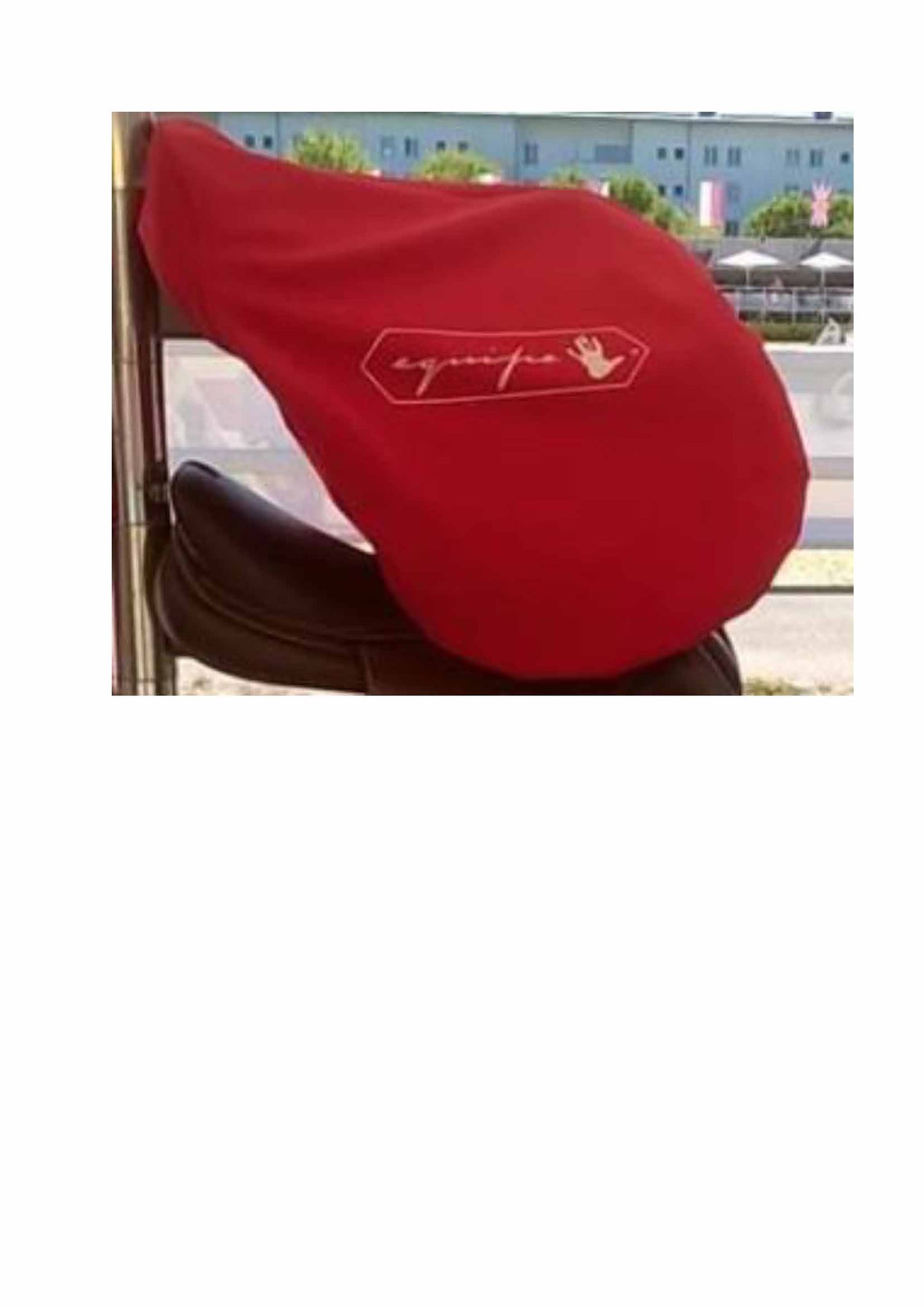 EQUIPE SADDLE COVER - RED WITH POCKETS JUMP