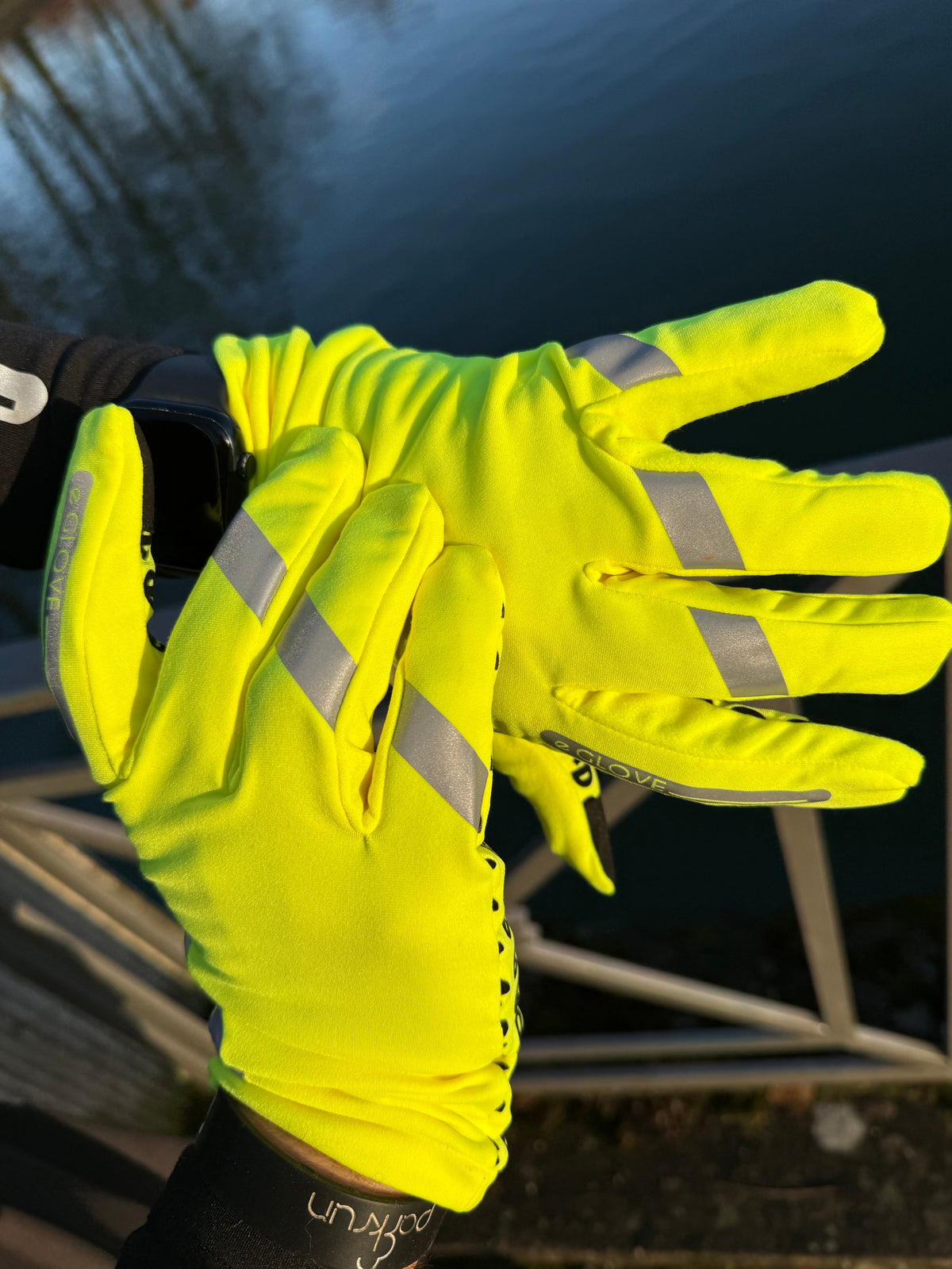 eGLOVE Hi-Vis Run Gloves – Fluoro Yellow | Reflective Touchscreen Running Gloves