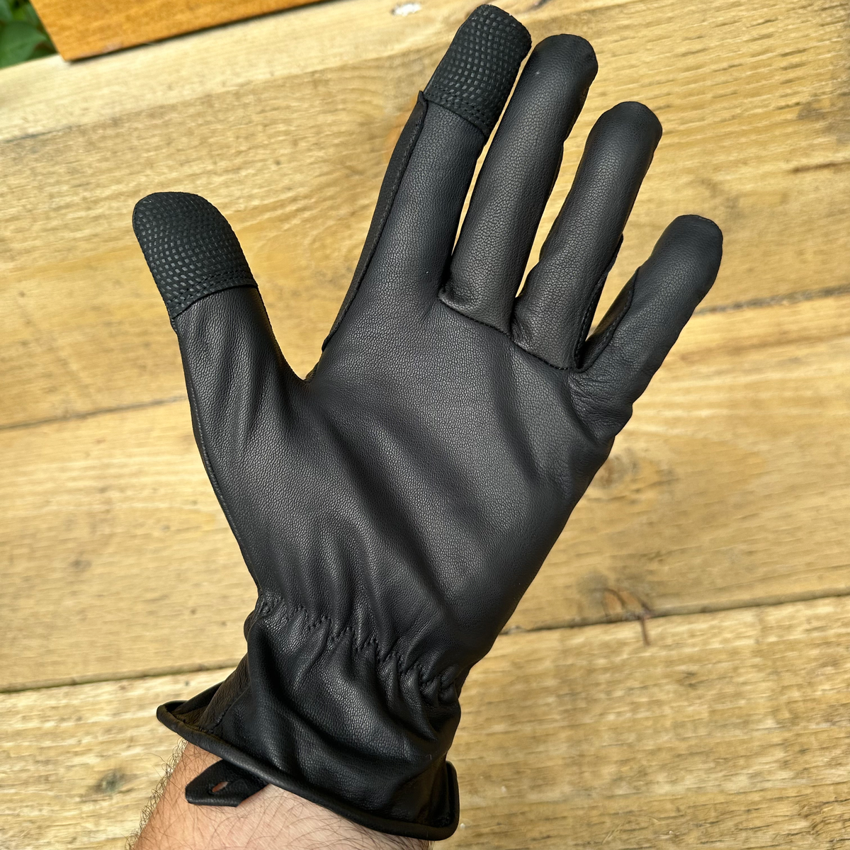 eQUEST GripPro Western Leather Riding Gloves – Black | Thinsulate Lined | Touchscreen