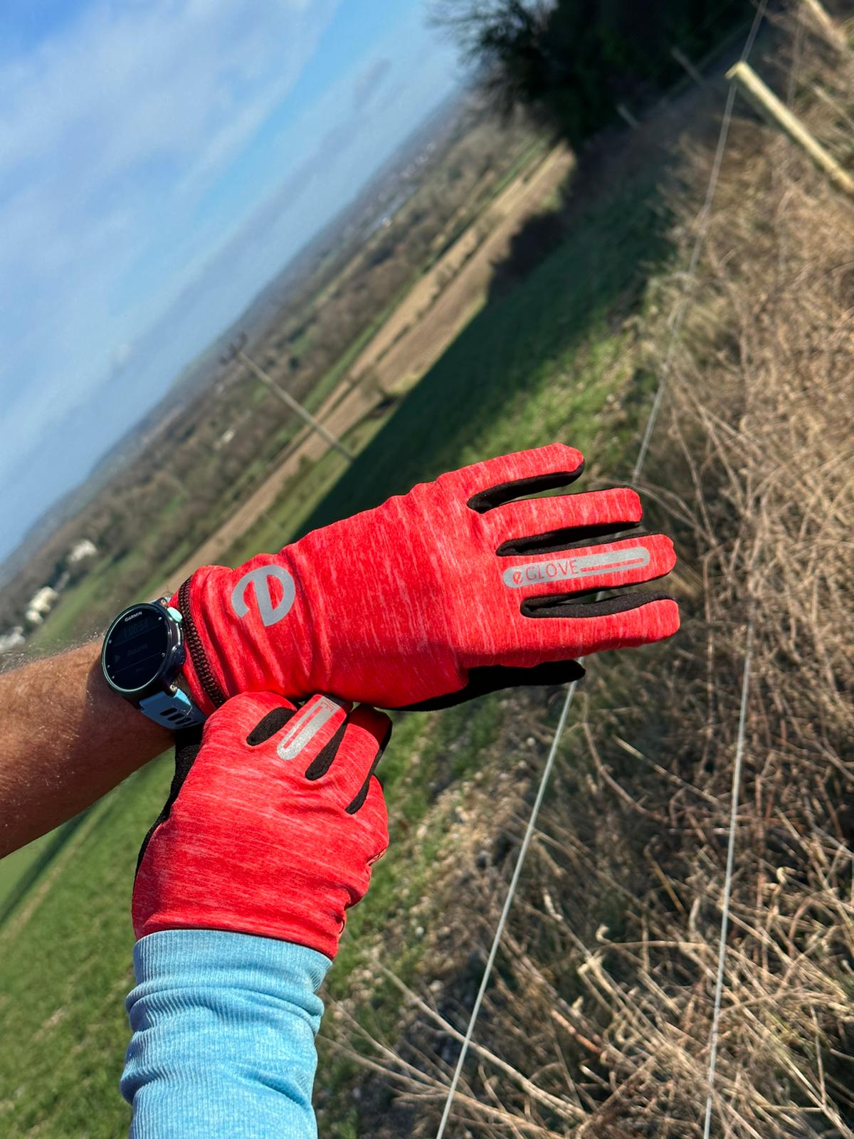 eGLOVE Run Gloves – Red | Touchscreen Running Gloves