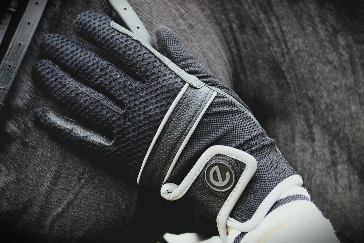 eQUEST GripPro X-LITE Riding Gloves - Black Reflective Edition