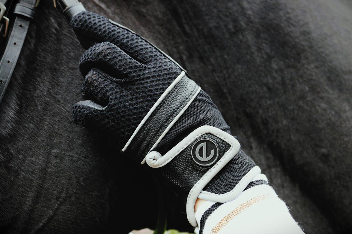 eQUEST GripPro X-LITE Riding Gloves - Black Reflective Edition